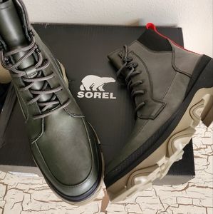 Sorel 9 Brex Dark Moss Boots Like-New Condition